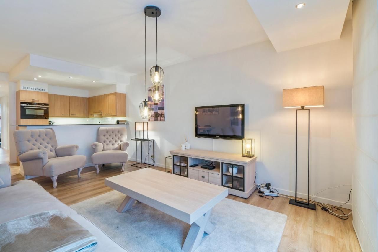Lichtrijk In Hartje Vlak Bij Shoppingstraat & Appartement Knokke-Le-Zoute